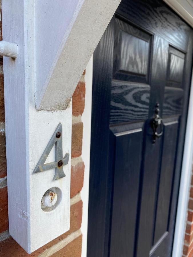 Relaxing Townhouse In The Heart Of Bridport Villa Exterior foto